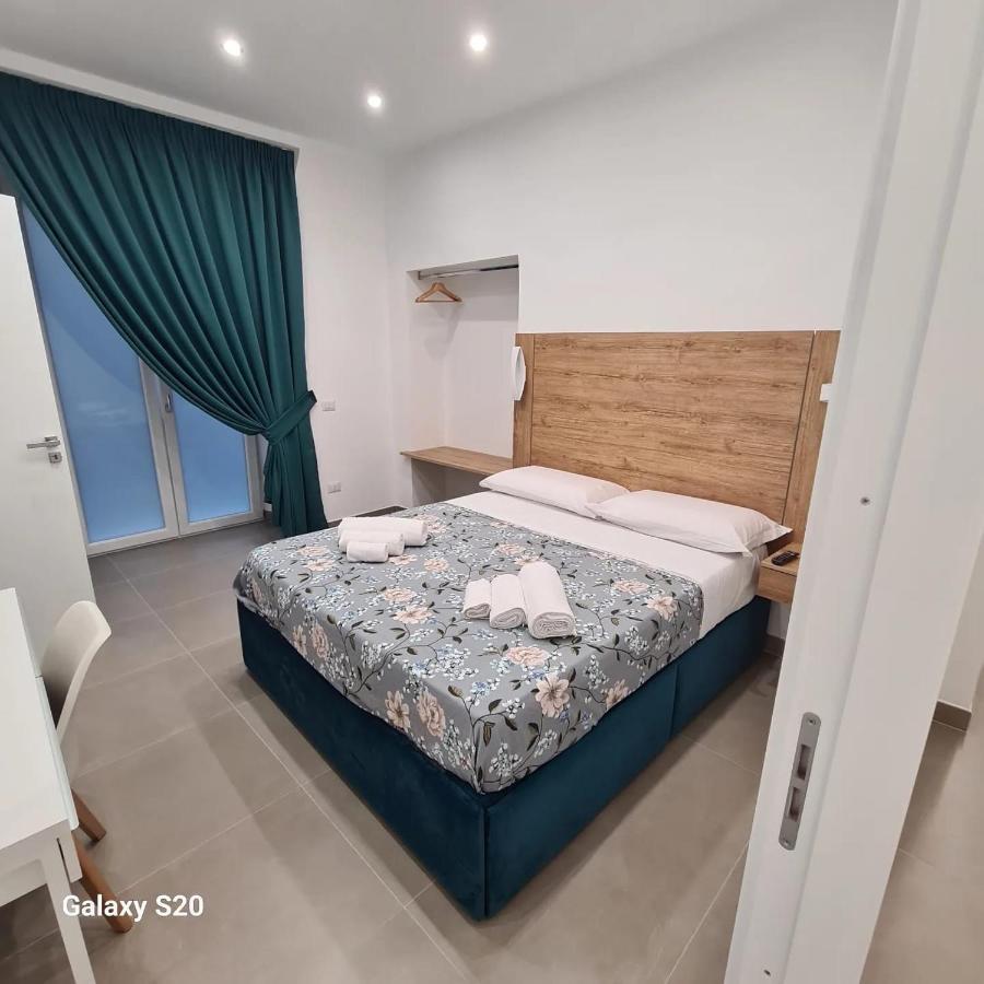 Residenza Nascari Al Plebiscito Hotel Napoli Exterior foto
